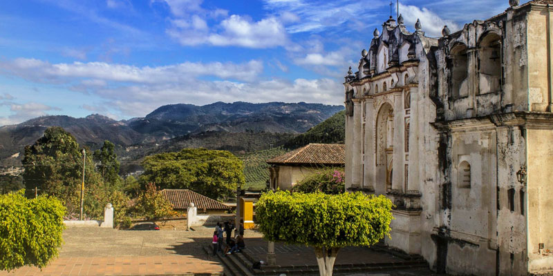 Aldea-San-Juan-del-Obispo-en-Antigua-Guatemala